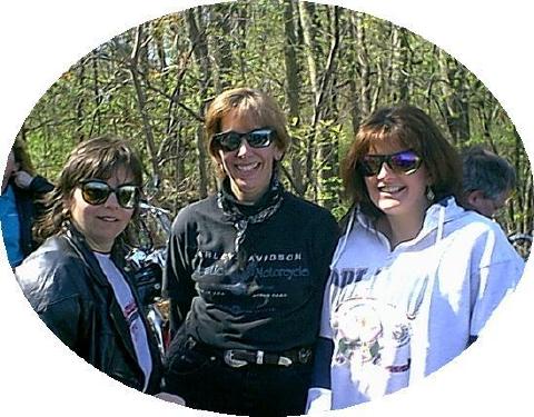 Gloria, Donna, Bridgette.jpg (49141 bytes)